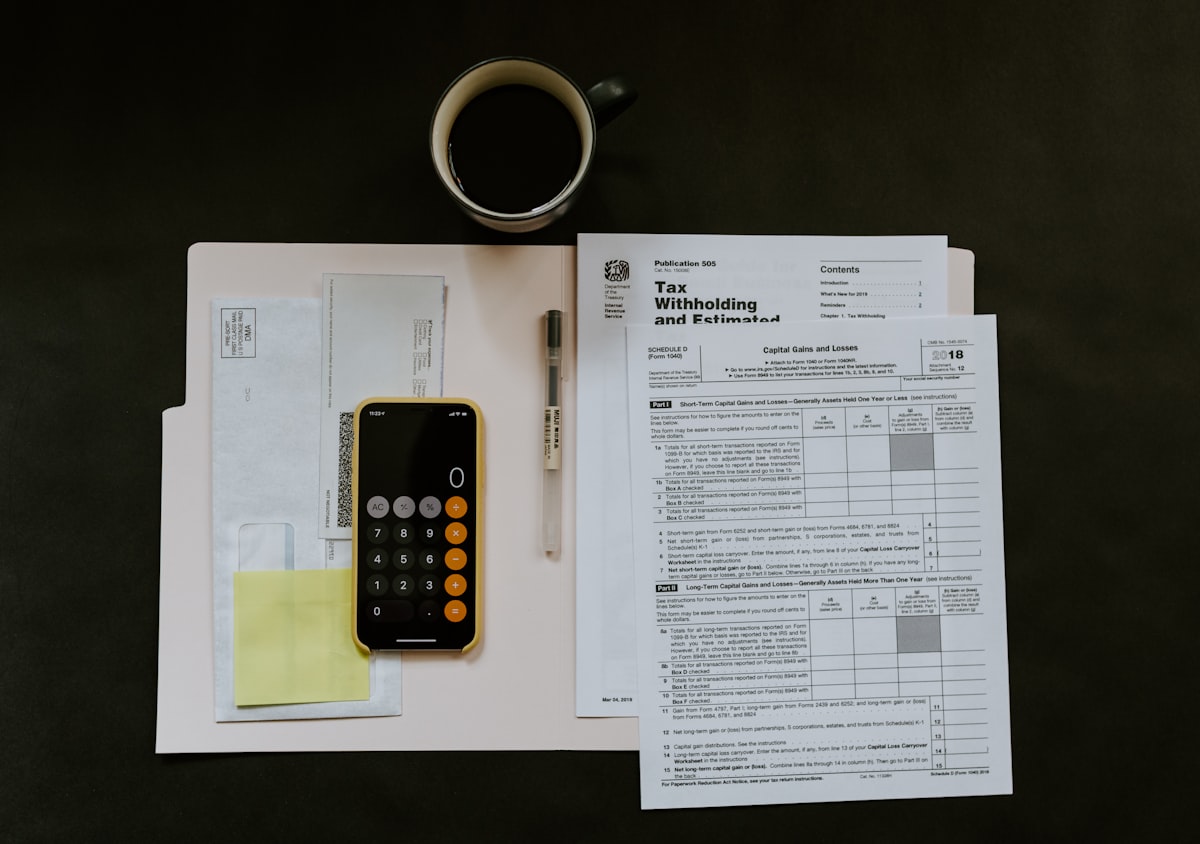Cover for How to Create a 3-Step Overdue Invoice Reminder Sequence With AI