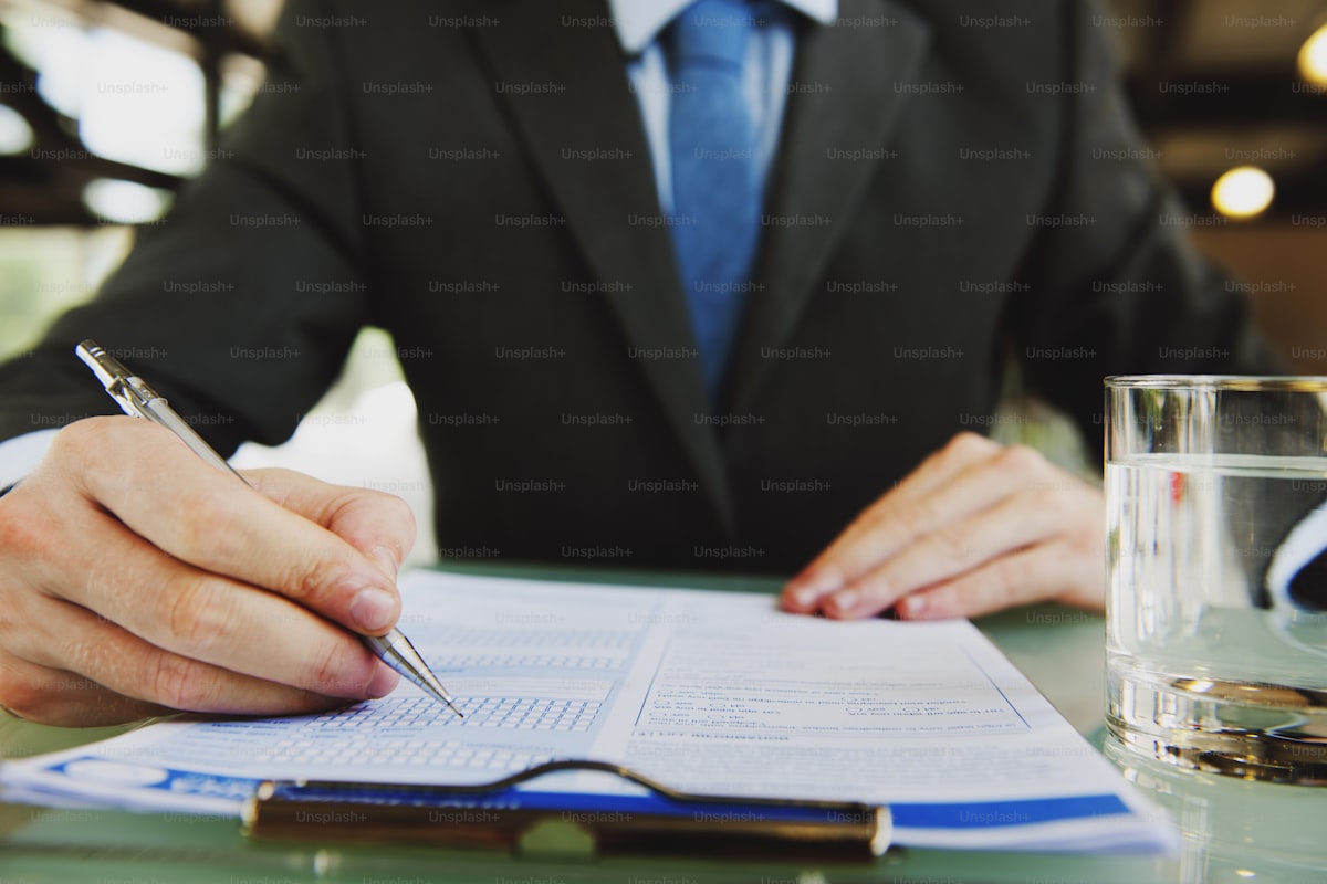 Cover for How to Use AI to Turn Form Responses Into a Weekly Risk and Issues Summary