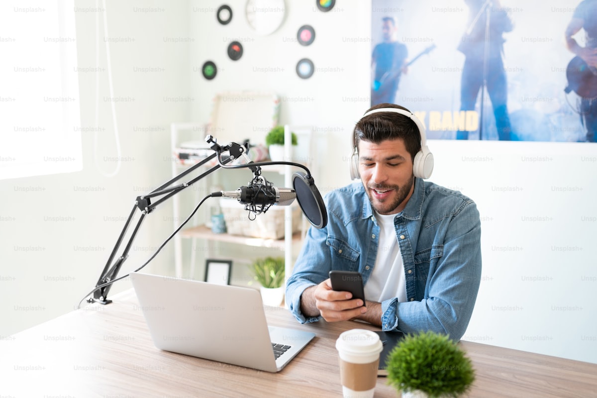 Cover for How to Use AI to Convert Voice Notes Into a Polished Handoff Document